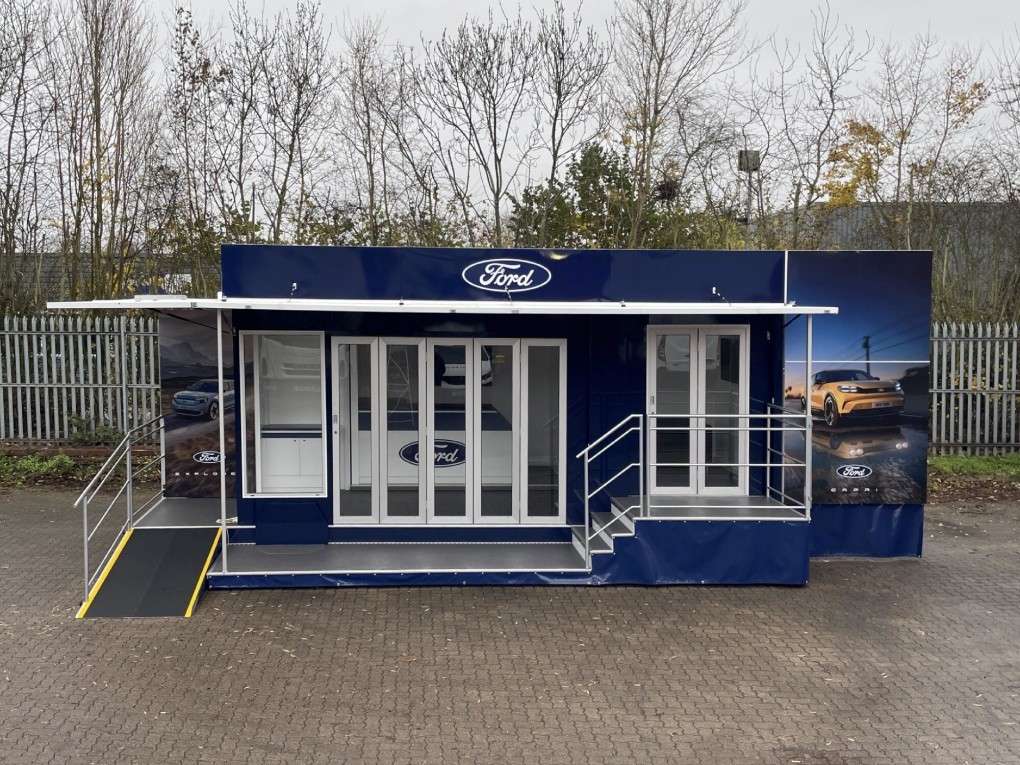 Ford 7m Mobile Hospitality Trailer